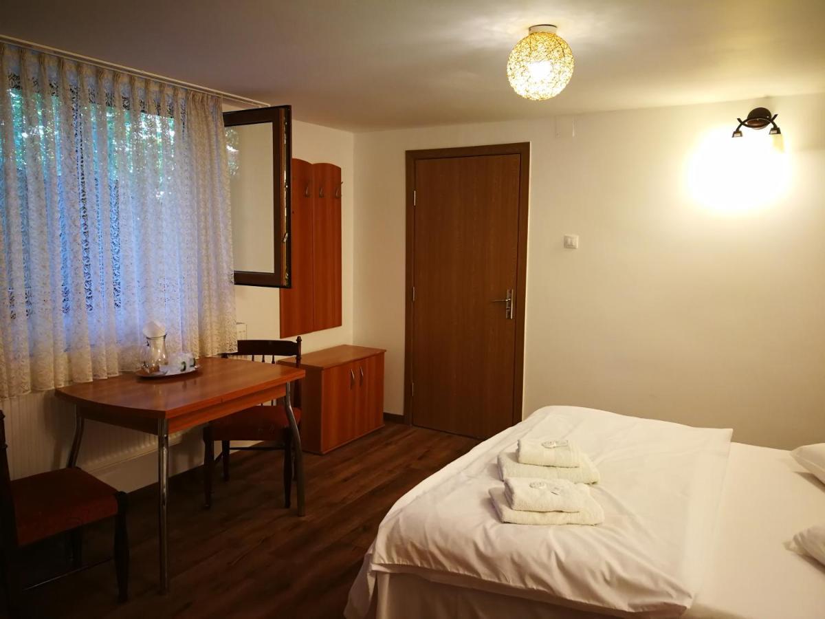 Vila Speranta Pleşcoi Esterno foto